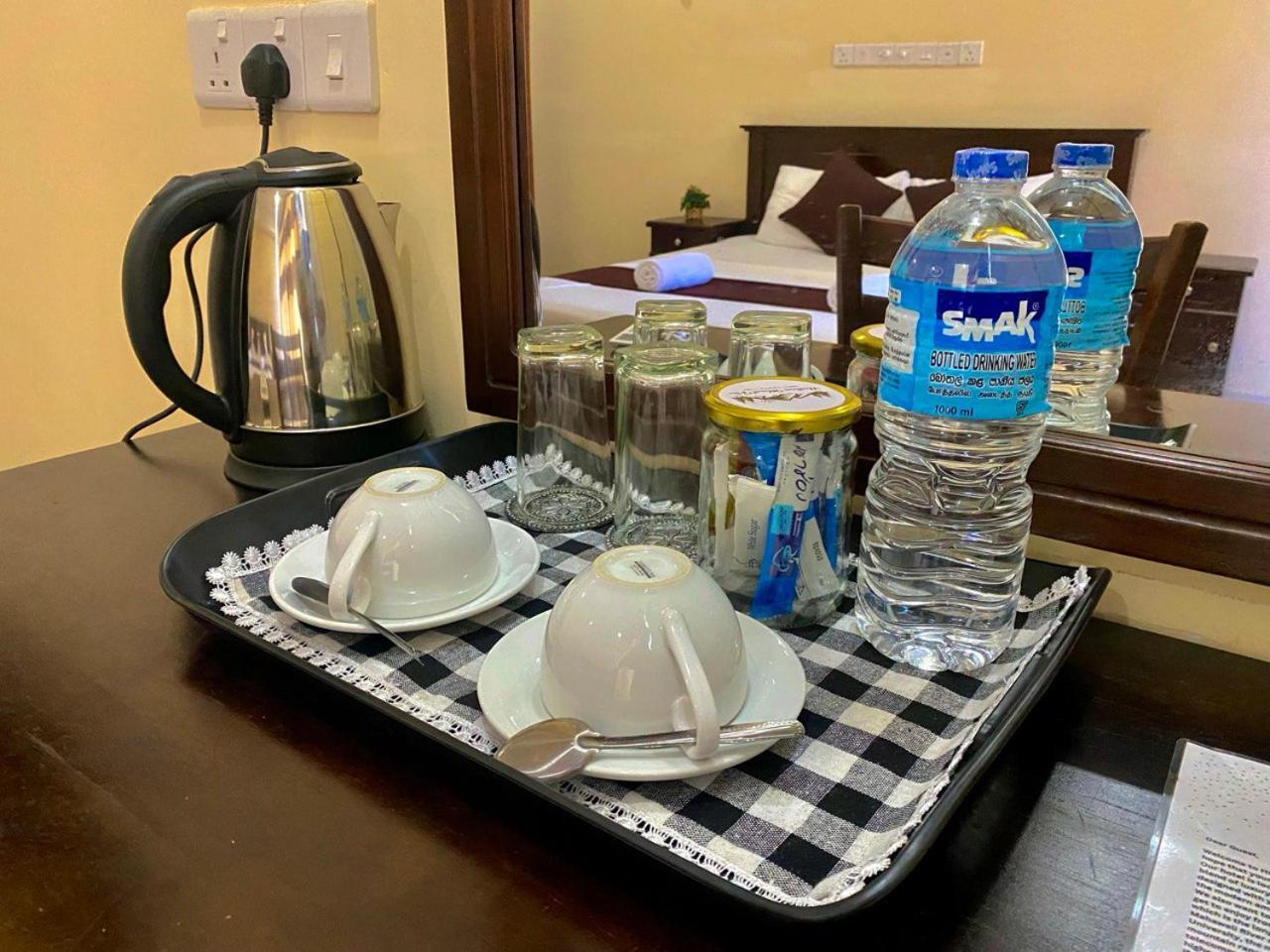 100m² 2 slaapkamer, 2 privé badkamer Appartement in Peradeniya Kandy Buitenkant foto